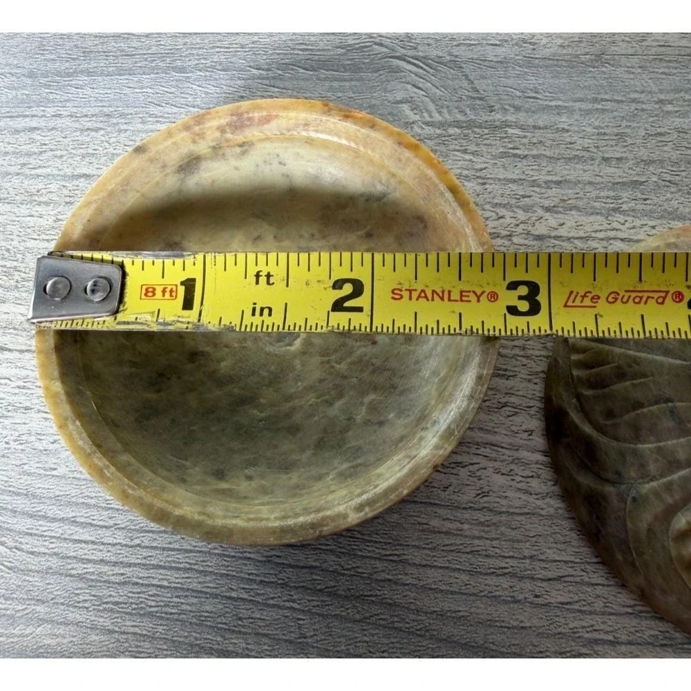 Vintage Hand Carved Soapstone Round Trinket Box Jewelry With Lid 3